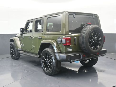 Used 2024 Jeep Wrangler Unlimited Sahara image 4