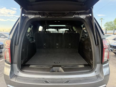 Used 2021 Chevrolet Suburban Premier w/ Premium Package image 35