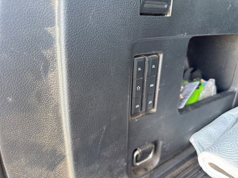 Used 2018 Ford Expedition Platinum image 16