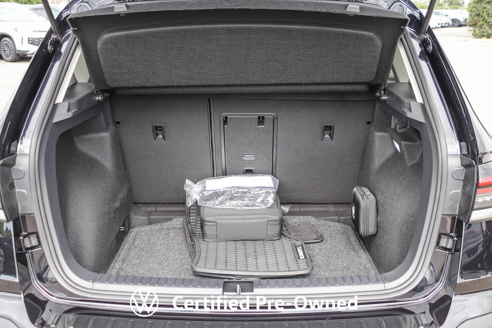 Certified 2025 Volkswagen Taos SE FWD image 28