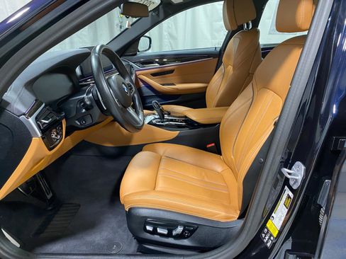 Certified 2023 BMW M550i xDrive w/ Executive Package image 17