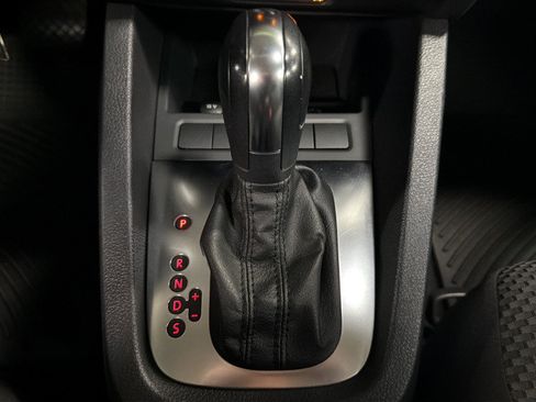 Used 2012 Volkswagen Jetta Sedan FWD image 38