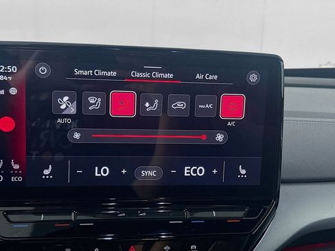 Used 2024 Volkswagen ID.4 2WD image 24