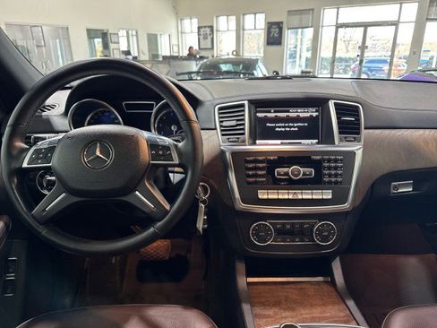 Used 2013 Mercedes-Benz GL 450 4MATIC w/ Premium 1 Pkg image 60