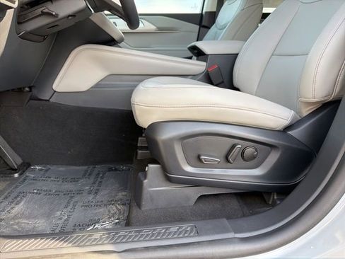New 2026 Ford Explorer Active w/ Active Comfort Package image 15