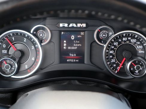 Used 2024 RAM 2500 Big Horn image 33