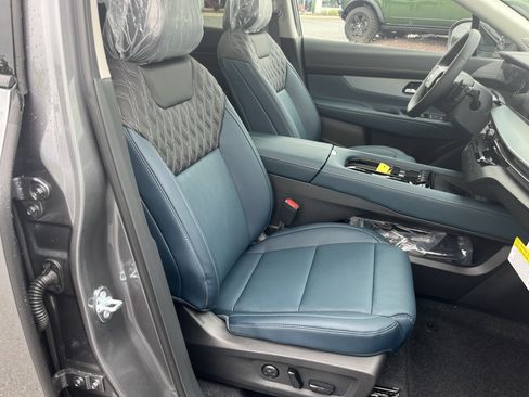 New 2026 Nissan Murano Platinum w/ Cargo Package AWD/4WD image 3