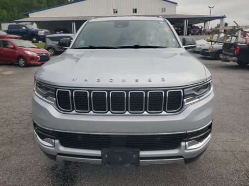 Used 2024 Jeep Wagoneer Series III AWD/4WD image 3