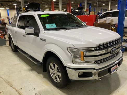 Used 2019 Ford F150 Lariat image 3
