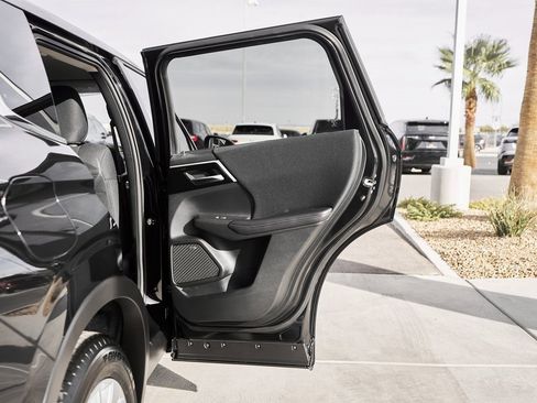 New 2025 Mitsubishi Outlander ES image 13