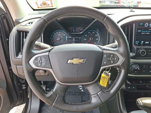 Used 2018 Chevrolet Colorado LT w/ Luxury Package, Chrome AWD/4WD image 18