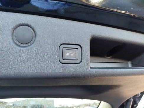 Used 2024 Chevrolet Equinox LT image 34