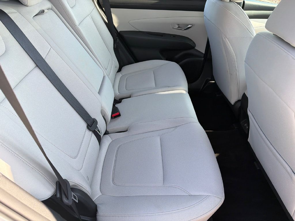 Certified 2026 Hyundai Tucson SE FWD image 15