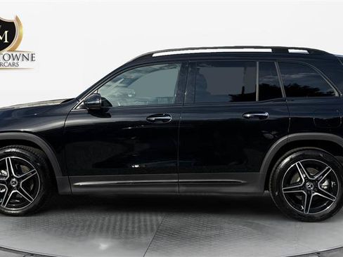 Used 2024 Mercedes-Benz GLB 250 image 2