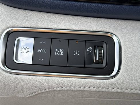 New 2026 Buick Enclave Avenir w/ Super Cruise Package FWD image 28