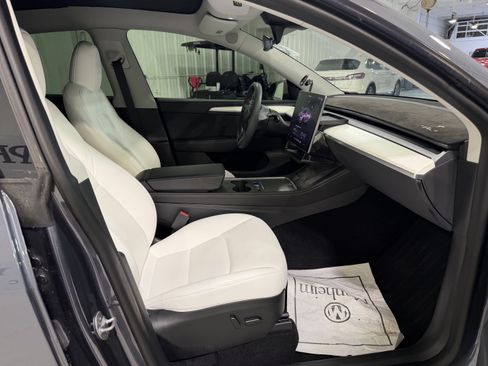 Used 2023 Tesla Model Y Long Range AWD/4WD image 15