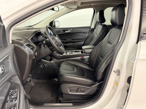 Used 2024 Ford Edge Titanium AWD/4WD image 12