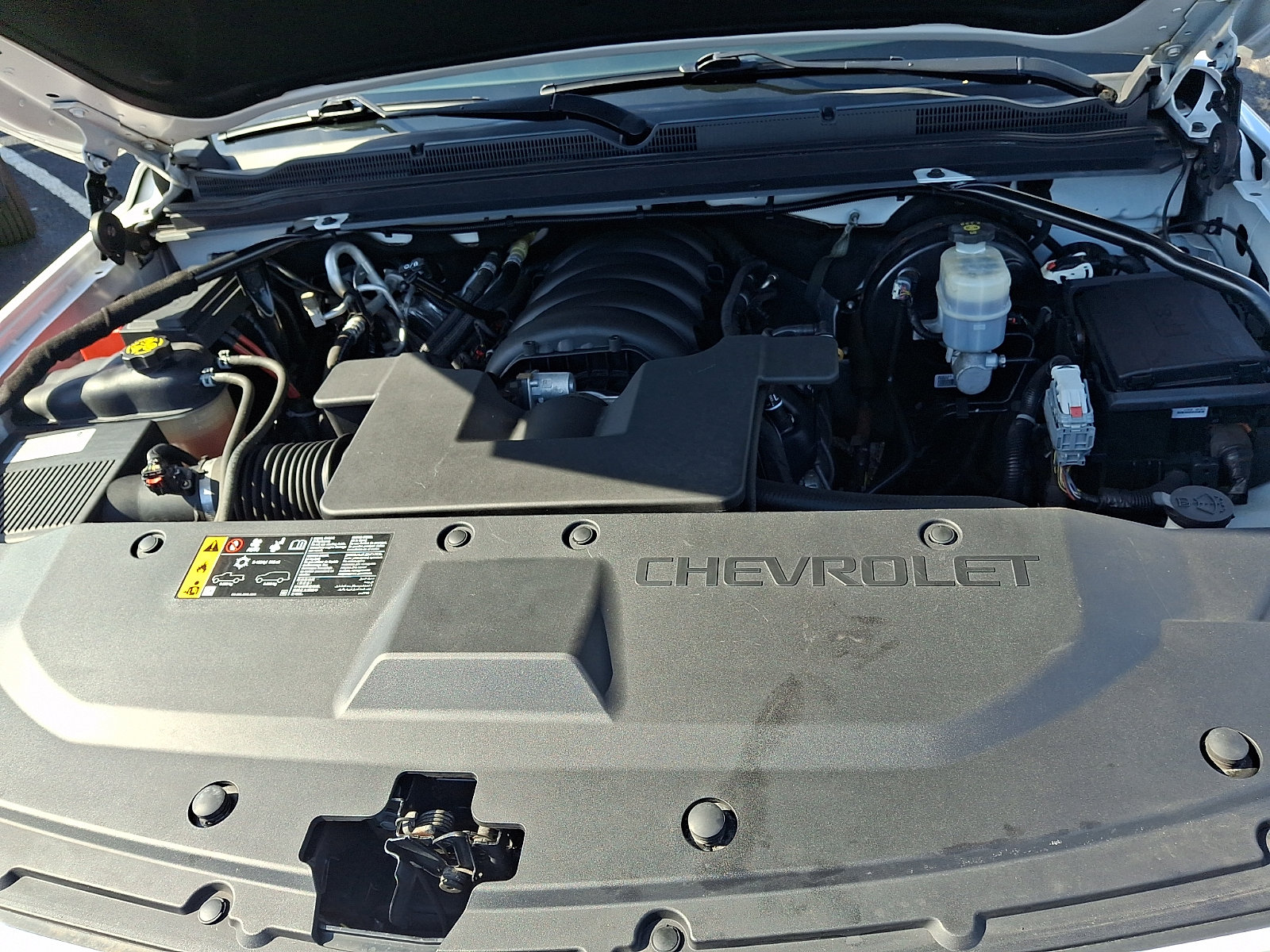 Used 2020 Chevrolet Suburban LT w/ RST Edition AWD/4WD image 27