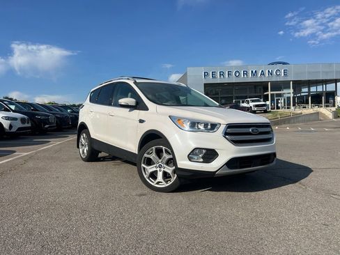 Used 2018 Ford Escape Titanium w/ Ford Safe & Smart Package AWD/4WD image 1