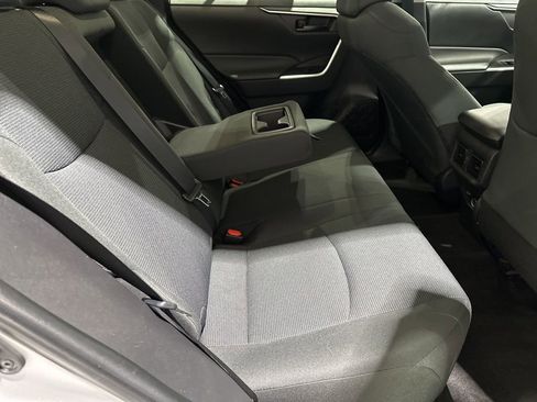 Certified 2022 Toyota RAV4 LE image 20