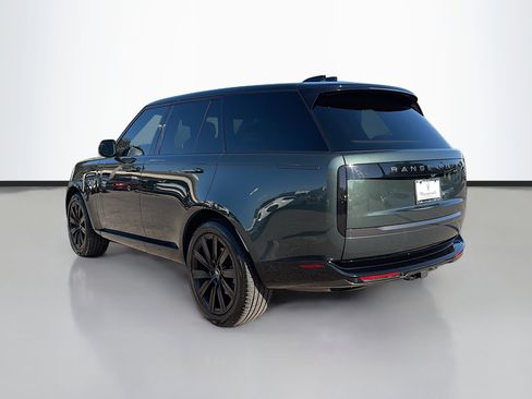 Used 2025 Land Rover Range Rover SE image 5