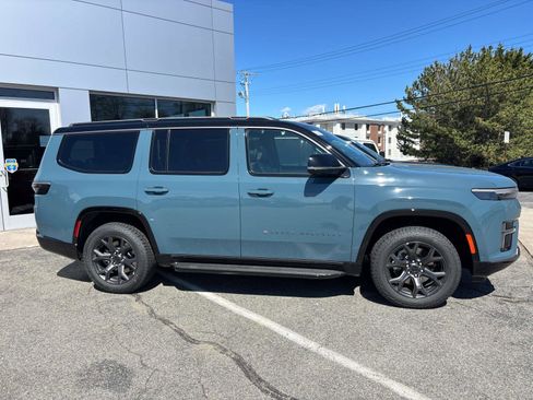New 2026 Jeep Grand Wagoneer 4WD image 2