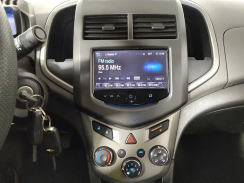 Used 2016 Chevrolet Sonic LT w/ Driver Confidence Package FWD image 25