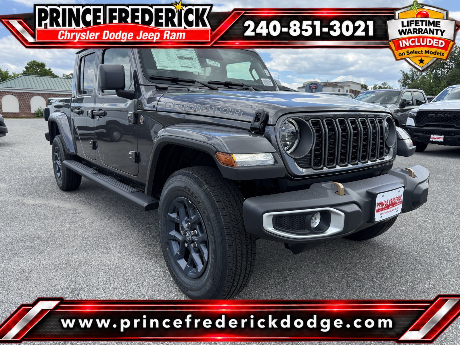 New 2026 Jeep Gladiator Sport AWD/4WD image 1