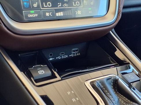 New 2025 Subaru Outback Touring image 15