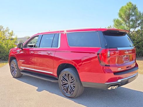 New 2026 GMC Yukon XL Denali w/ LPO, Floor Liner Package image 3