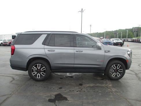Used 2022 GMC Yukon AT4 AWD/4WD image 5