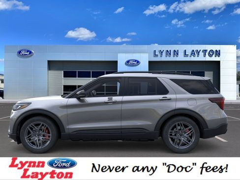 New 2026 Ford Explorer ST-Line w/ ST-Line Street Pack RWD image 3