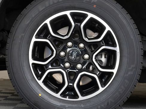 Used 2021 Ford F150 Lariat w/ Equipment Group 502A High RWD image 10
