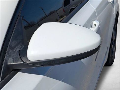 Used 2019 Kia Forte LXS image 7