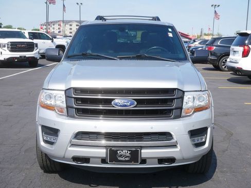 Used 2017 Ford Expedition Max Limited w/ Limited Appearance Package AWD/4WD image 3