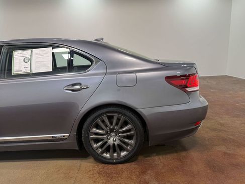 Used 2014 Lexus LS 600h L image 36
