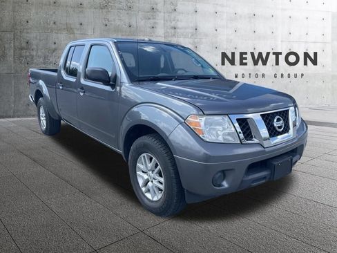 Used 2016 Nissan Frontier SV AWD/4WD image 1
