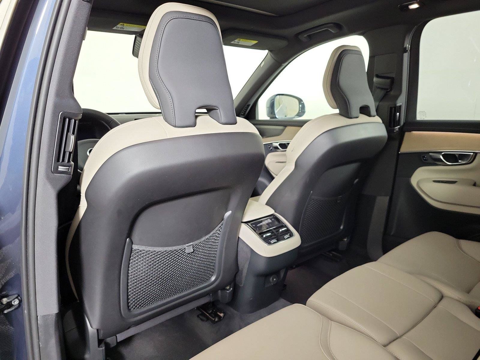 Certified 2026 Volvo XC90 B6 Plus AWD/4WD image 14