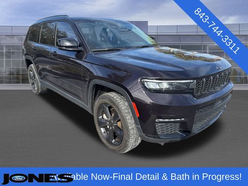 Used 2022 Jeep Grand Cherokee L Limited w/ Black Appearance Package image 1