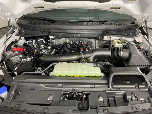 New 2026 Ford F150 Platinum AWD/4WD image 9