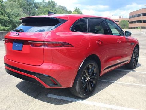 New 2025 Jaguar F-PACE R-Dynamic S image 2