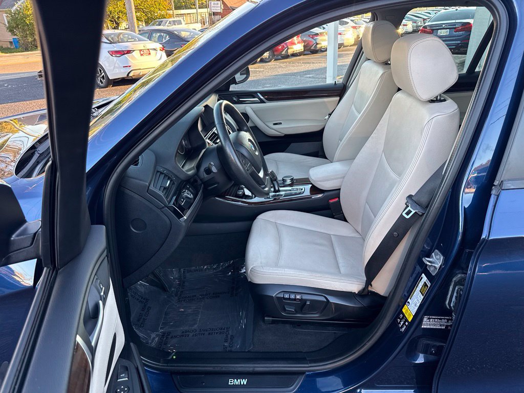 Used 2017 BMW X3 xDrive28i w/ Driving Assistance Package AWD/4WD image 9