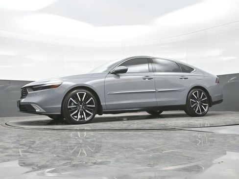 Used 2023 Honda Accord Touring image 26