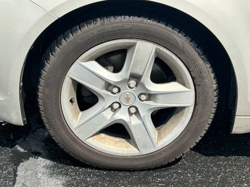 Used 2009 Chevrolet Malibu LS FWD image 13