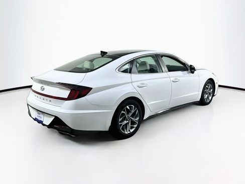 Used 2023 Hyundai Sonata SEL w/ Convenience Package FWD image 5