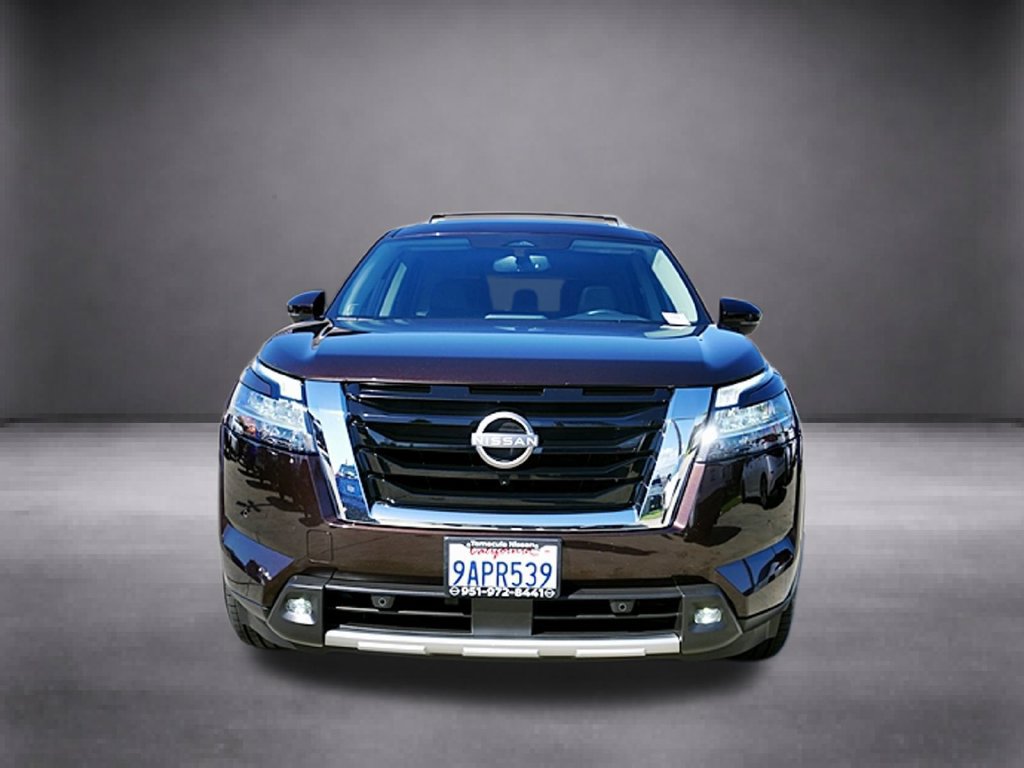 Used 2022 Nissan Pathfinder SL w/ SL Premium Package FWD image 11