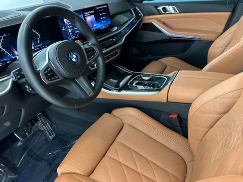 Certified 2025 BMW X5 sDrive40i w/ M Sport Package RWD image 4