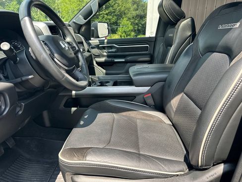 Used 2023 RAM 1500 Laramie AWD/4WD image 10