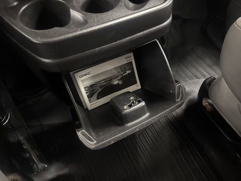 Used 2014 GMC Savana 2500 Extended image 37