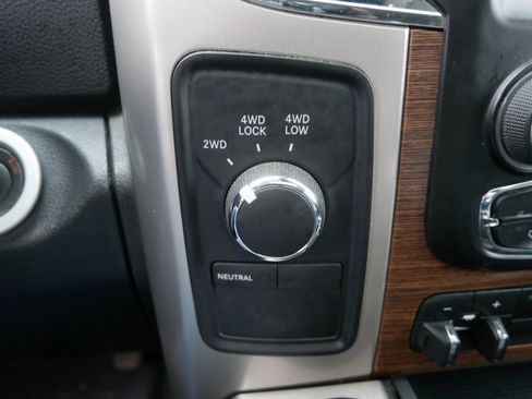 Used 2016 RAM 2500 Laramie w/ Sport Appearance Group image 30